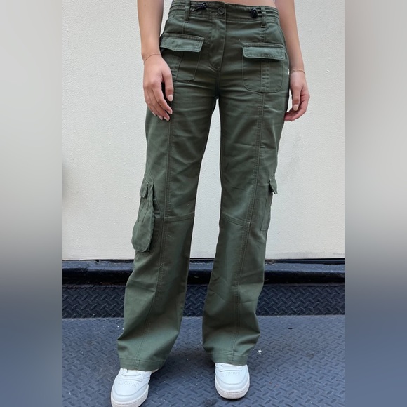 Brandy Melville Pants & Jumpsuits Brandy Melville Kim Cargo Pants